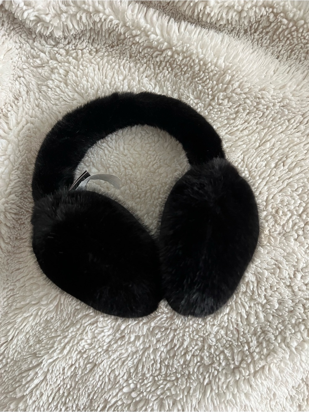 Victoria’s Secret Black Faux Fur Ear Muffs.
Brand new
